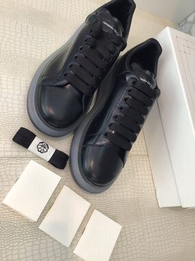 🔥 Alexander McQueen Larry Leather Oversized Sneakers 'Black Multi' 45 D EU